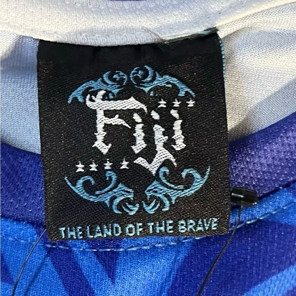 FIJI Men’s Size Large All Over Tribal Palm Tree Flag Print Jersey Shirt Blue NWT - Picture 7 of 12